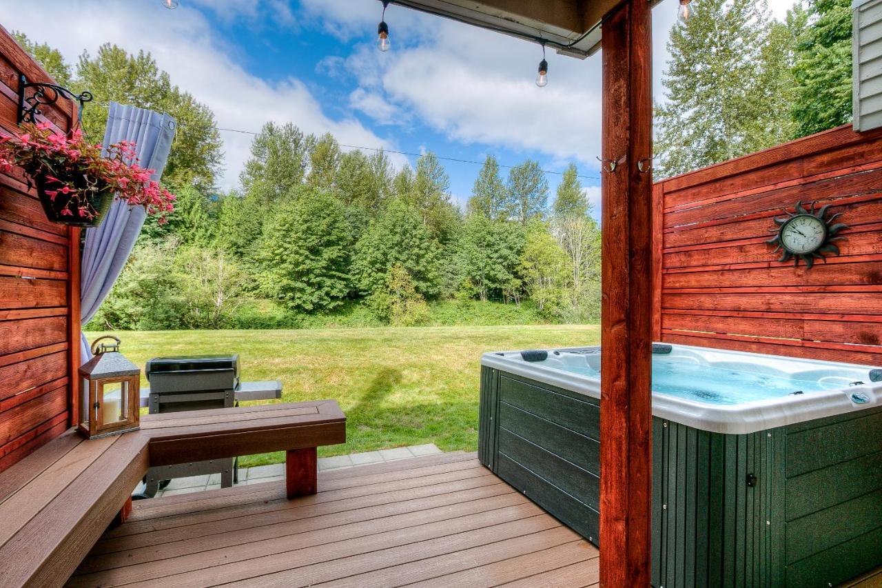 Moon River Suites #4 Норт Бенд Екстериор снимка